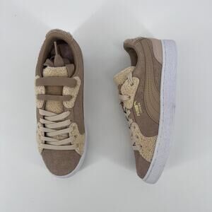 PUMA Suede Sneaker Womens Sz 7.5